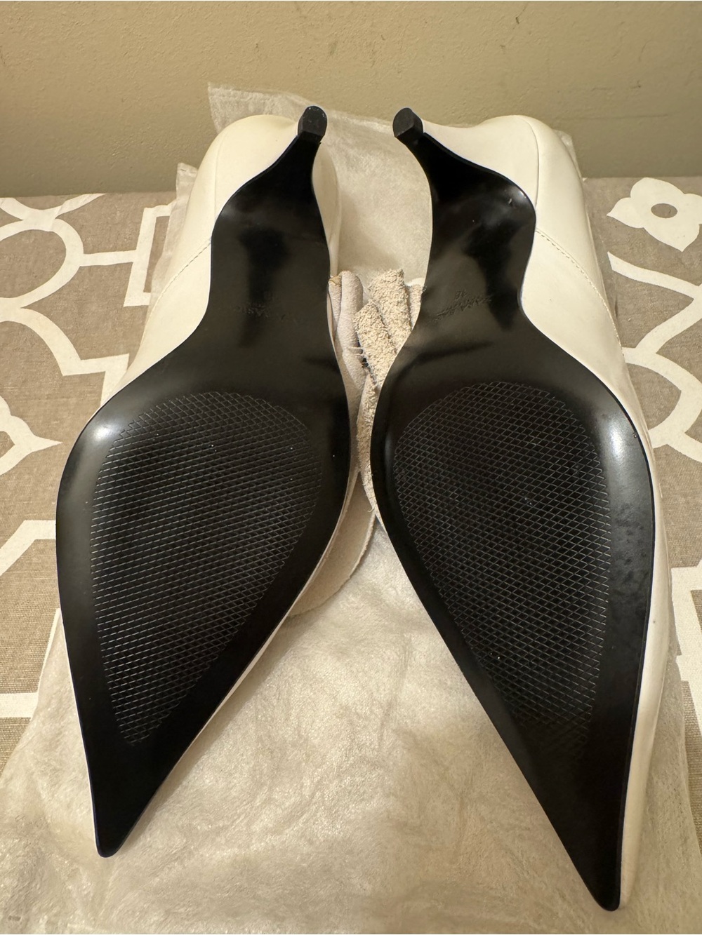 Zara White Pointed Ruffle Statement Pump Heels Size 38 NWOT - Picture 3 of 9